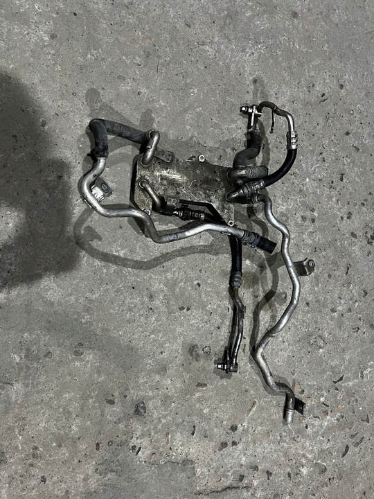 фото №1, Радиаторов шланг трубка масла a6 a7 c7 a8 d4 3.0 4.2 tfsi 4h0317021h