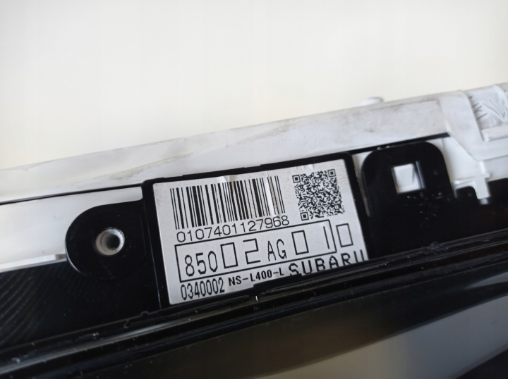 фото №10, Панель приладів subaru legacy iv 2.0 d 85002ag01