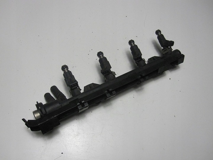 фото №8, Планка вприскувальний vw polo iii 1.4 96r