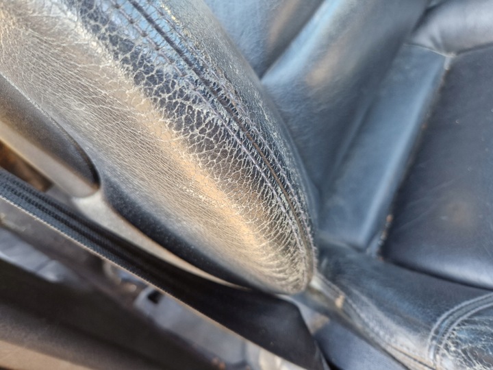 фото №10, Потолок + сиденья кожа чёрная комплект s-line audi a4 b6 sedan