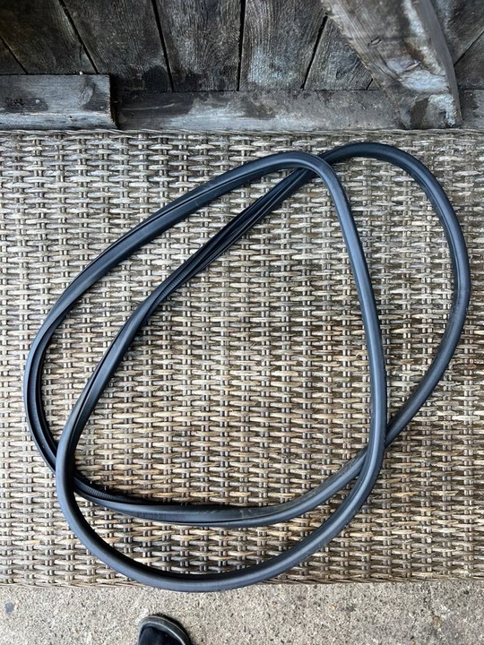 фото №1, Прокладка дверь правые зад nissan juke 2015r рестайлинг