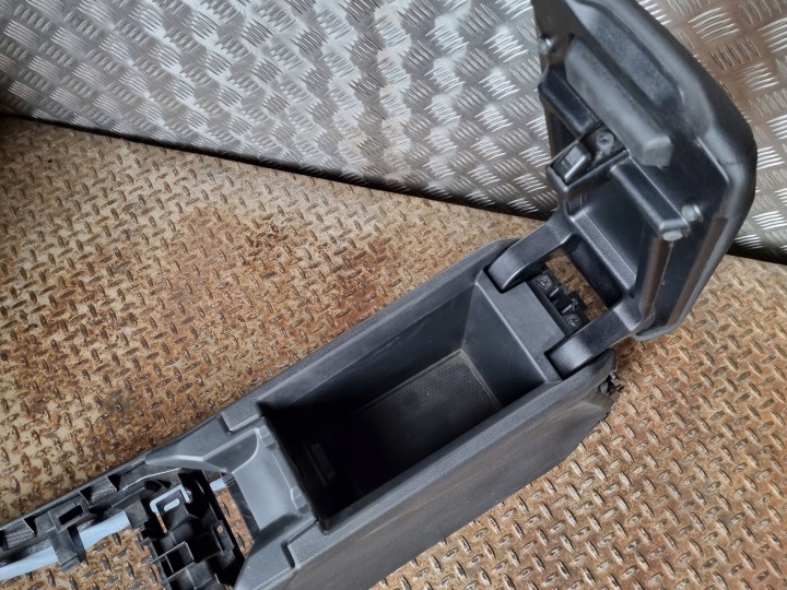 фото №8, 2021 bmw 1 f40 консоль середня 6823557