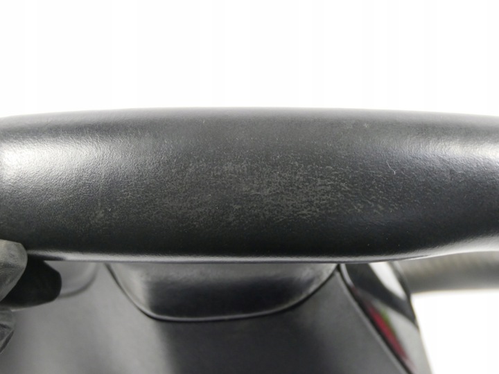 фото №11, Руль чёрная кожаный з мультифункция peugeot 308 ii t9 13-21 16r.