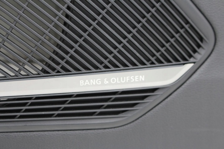 фото №14, Audi a4 8w боковина обшивки дверь дверные обивка универсал allroad 8w9 b9 skór