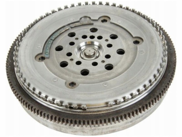 фото №2, Колесо маховики mercedes clk c209 2.7 03-05