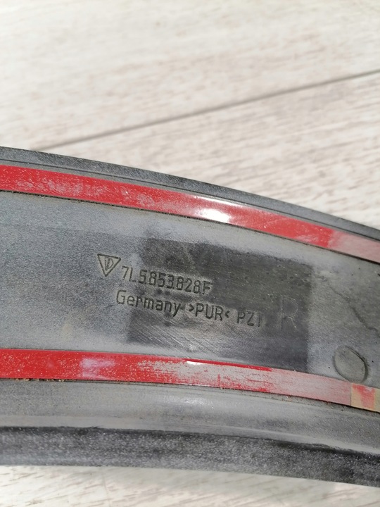 фото №7, Cayenne gts turbo планка крило 7l5853828f