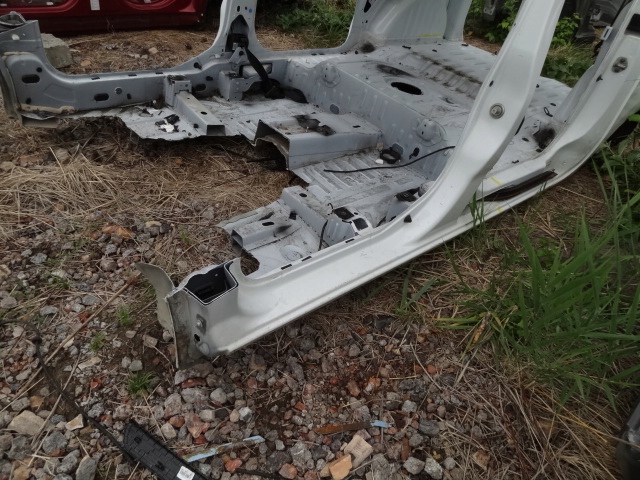 фото №2, Dacia доккер 2017 стійка поріг лівий оригінал