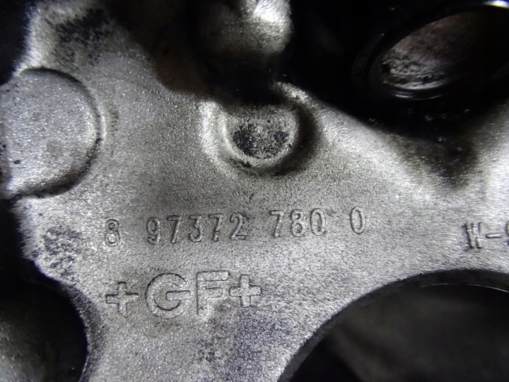 фото №5, Astra h 1.7cdti 05' крышка клапанов 8973727800