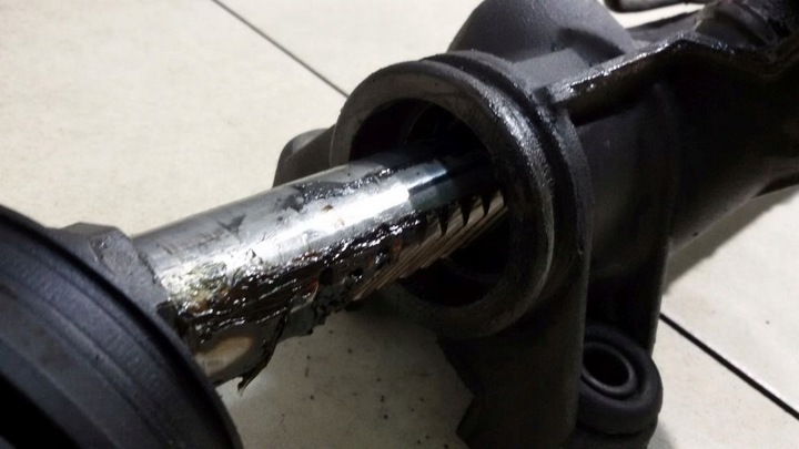 фото №13, Трансмиссия рулевая рейка vw t4 2.5 tdi 701422055m 701422061j