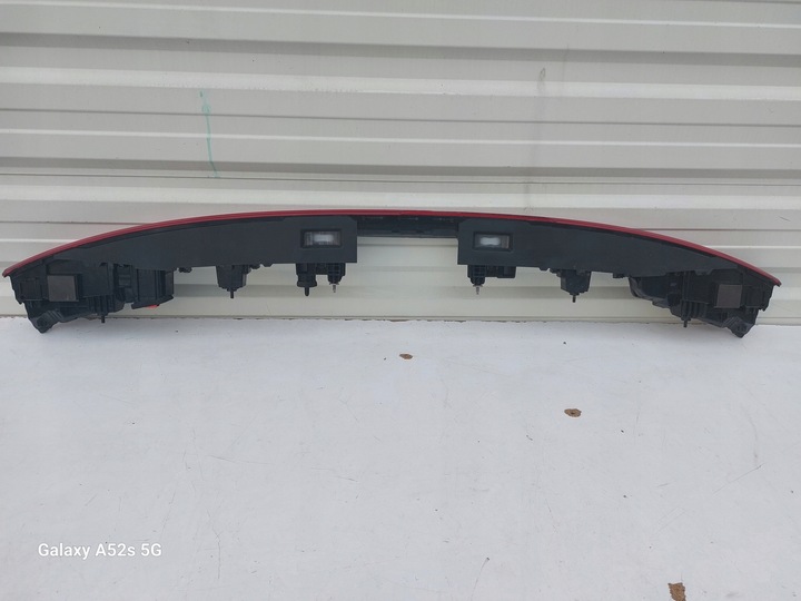 фото №10, Заднє лампа накладка audi e-tron 4ke eu