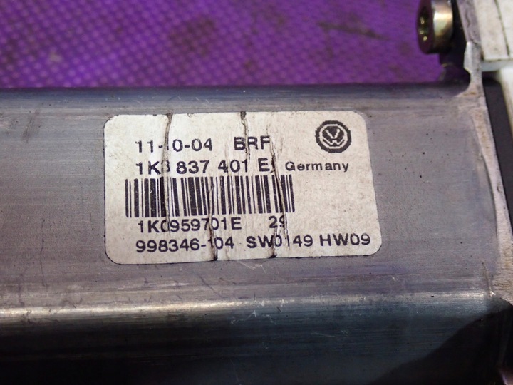 фото №5, Vw golf v hb 3d 03-09 моторчик стёкла правый перед 1k3837401e 1k0959793c