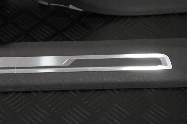 фото №3, Накладки защитные накладки порога внутренние led tiguan ii 2 5na 5na853369 5na853370