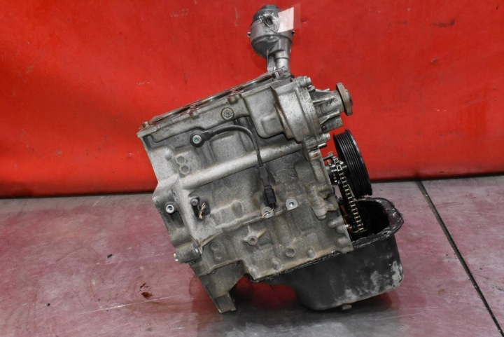 фото №6, Блок управління (оригінал) низ двигуна вал azq vw polo 4 iv 9n 1.2 12v 64 km 01-05