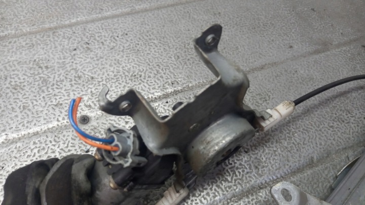 фото №5, Підйомник праве зад nissan primera p12 1.9dci 03r