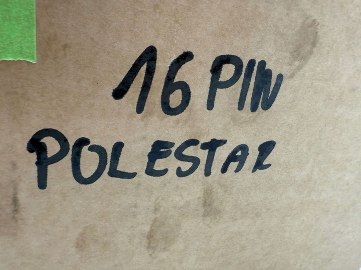 фото №13, Polestar ii 2 зеркало левая перед передние 16pin+1 камера идеальное состояние