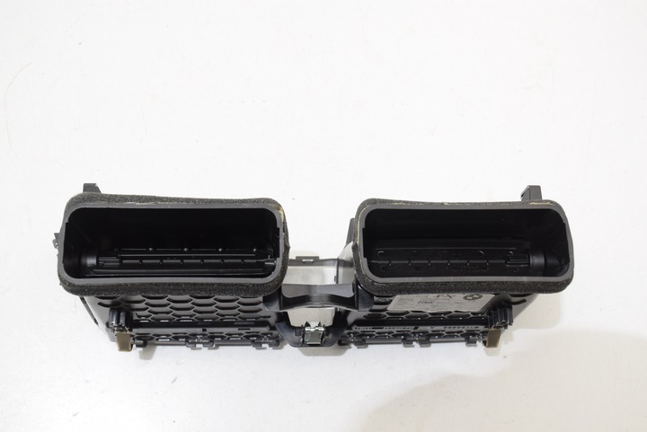 фото №9, Bmw i3 i01 середня решітка повітропровід / вентиляційна панелі розподільчої