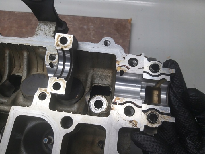 фото №12, Головка двигуна bez rys кермо 2.0b 16v cs170ab focus iii fusion cm5e-6090-bd