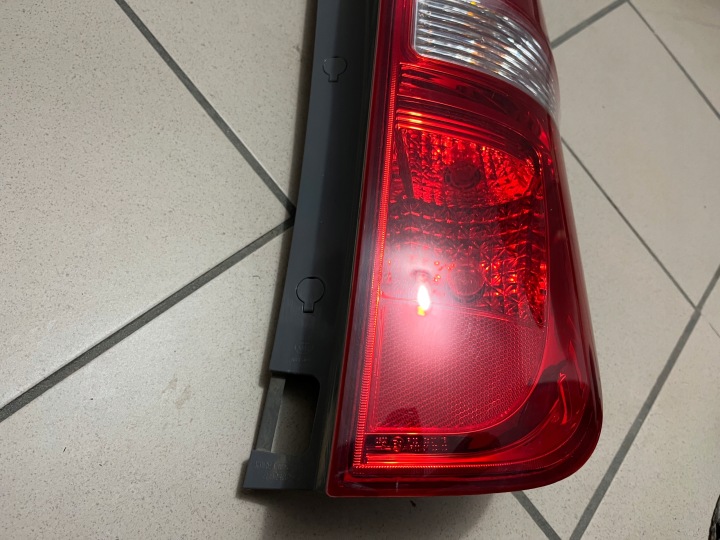 фото №8, Hyundai h300 h-300 фара задняя зад правая