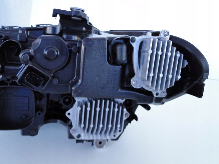 фото №8, Bmw m5 g30 g31 lci рестайлинг лампа правая перед laser