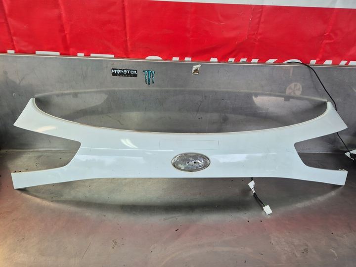 фото №1, Накладка крышки багажника зад kia ceed ii универсал 87311-a2200 код краски wd