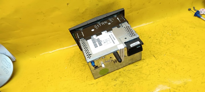 фото №10, Радио з навигация opel astra h iii 60090542 04-14r .