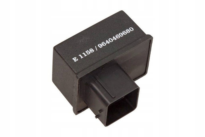 фото №2, Реле свечей накаливания renault master ii 1.5-2.0 dci 7-pin