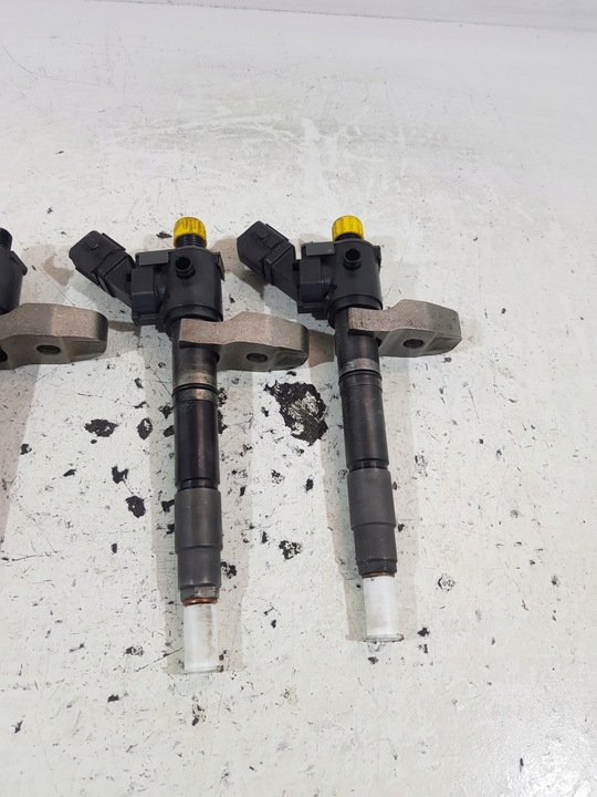 фото №10, Інжектор vea13-2370010-aab volvo 2.0d d5 s80 s40 s60 ii xc60 xc90 xc40