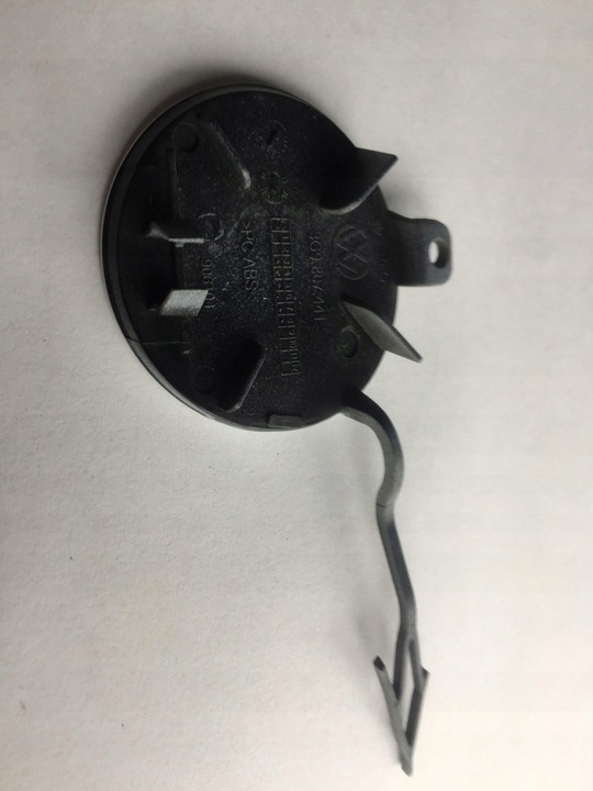 фото №1, 3g9807441 заглушка бампера фаркоп vw passat b8