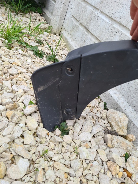 фото №4, Mazda оригінальний номер kd53-51w61 планка крила