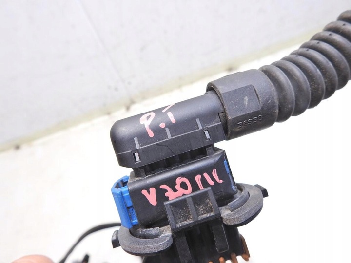 фото №2, Жгут дверь правые зад volvo v70 iii