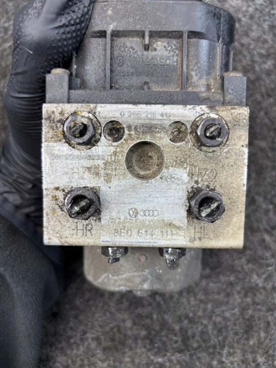 фото №4, Блок керування abs vw passat b5 8e0614111 0265216411