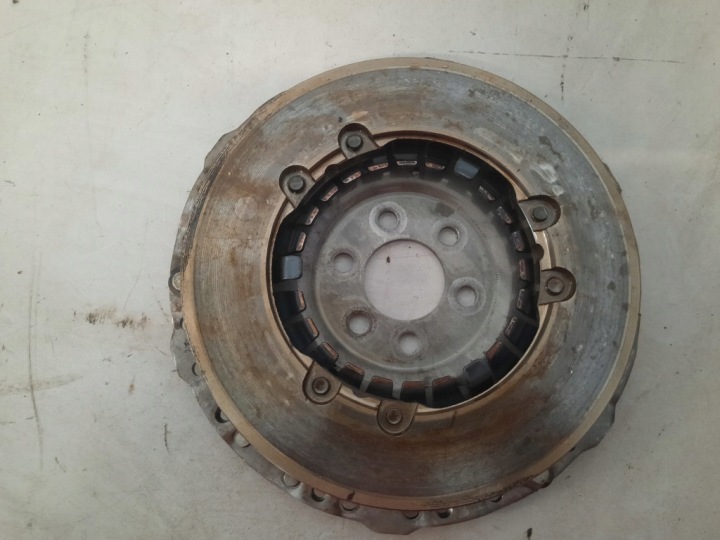 фото №6, Volkswagen golf4 iv 97-06 1.4mt koło маховики притиск 027105273d akq