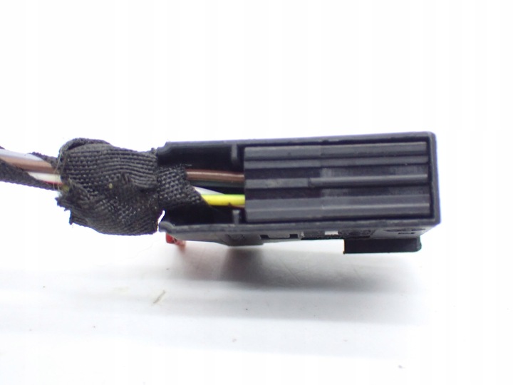 фото №8, Роз'єм штекер з'єднувач audi vw 8k0972706