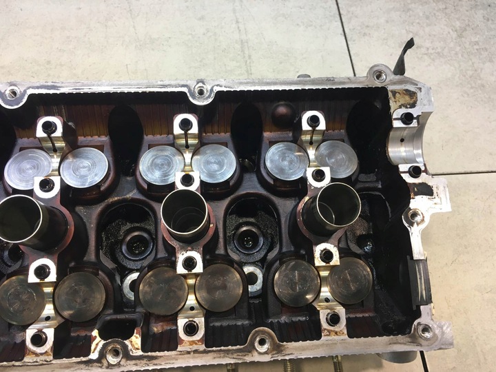 фото №4, Головка двигателя hyundai купе i 1.8 2.0 dohc 10c