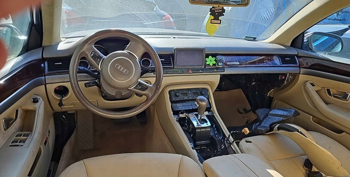 фото №1, Консоль панель капот консоль ремені подушка безпеки audi a8 d3 02-09