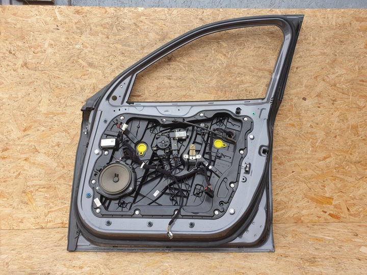 фото №10, Alfa romeo stelvio дверь правые перед 035 niemalowa