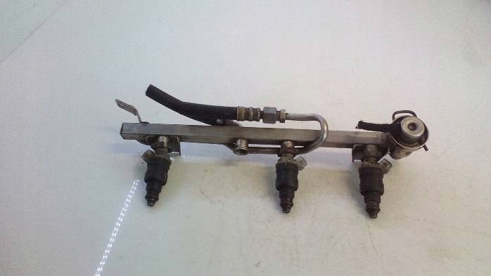 фото №9, Планка вприскувальний audi a4 b5 1,6 b 1997r 050133681a