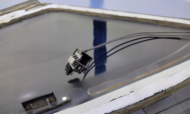 фото №4, Mercedes b w246 стекло кузовная зад левая 11