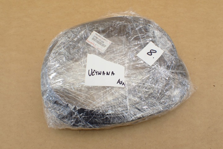 фото №6, Toyota yaris cross 24- уплотнитель крышки багажника зад задняя 678810d240 oem номер