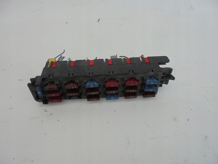 фото №1, Предохранители mercedes w202 c-klasa 1.8