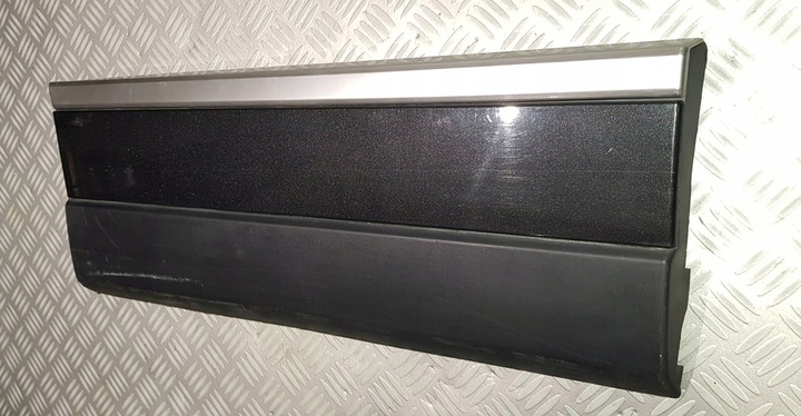 фото №5, Range rover vogue l405 планка дверь правая зад dół