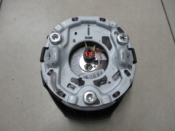 фото №13, Audi a4 b8 07-11 панель консоль ремни подушки soul оригинал