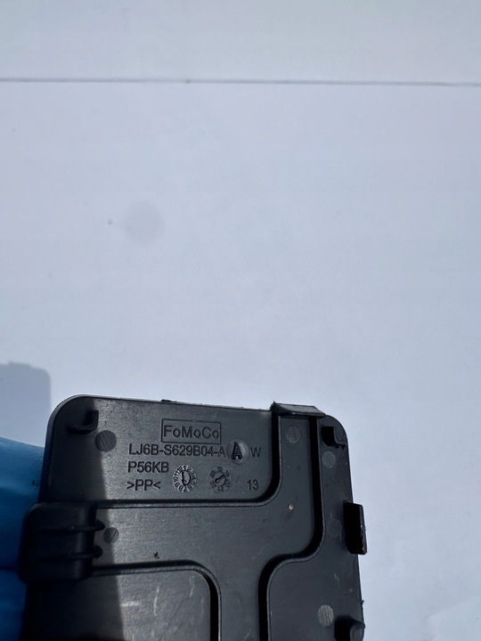 фото №5, Kuga mk3 заглушка сидіння lj6b-s629b04-a