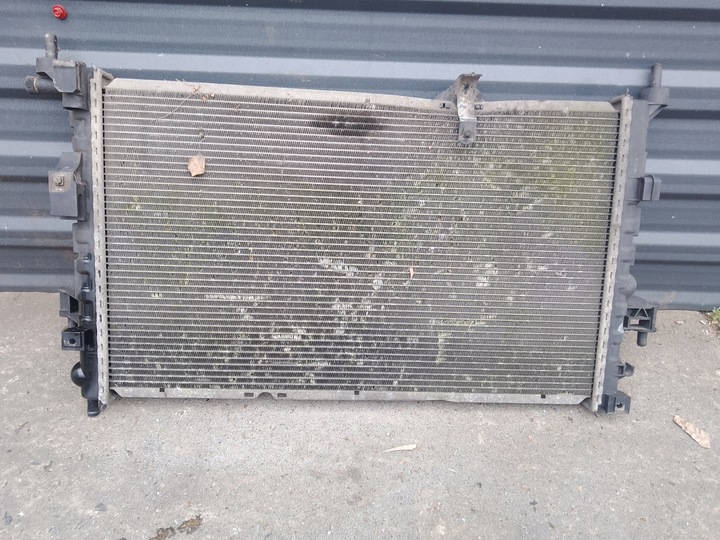 фото №1, Радіаторів води opel corsa c 1,3 cdti 13100380