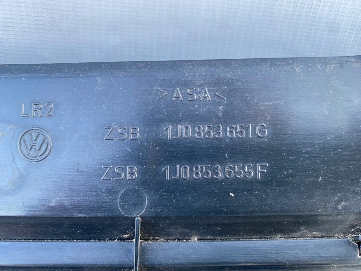 фото №10, Volkswagen golf iv решётка радиатора - 1j0853651g / 1j0853655f