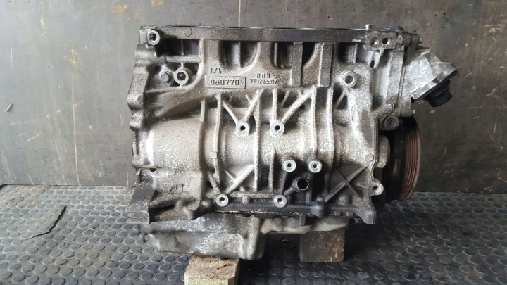 фото №8, Блок управления (оригинал) низ двигателя bmw e90 e91 2,0td n47d20a