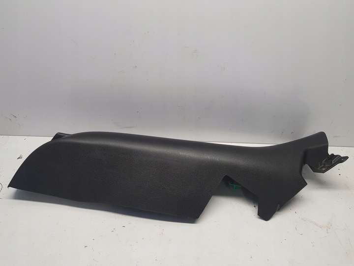 фото №1, Opel astra k универсал защита пластик ремня стойка сиденья зад левый