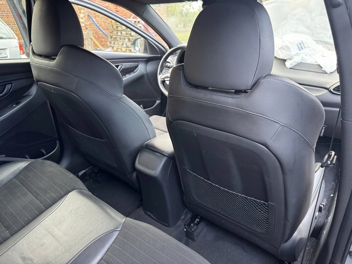 фото №9, Hyundai i30n i30 2019r сидіння комплект диван обшивки шкіра алькантара європа