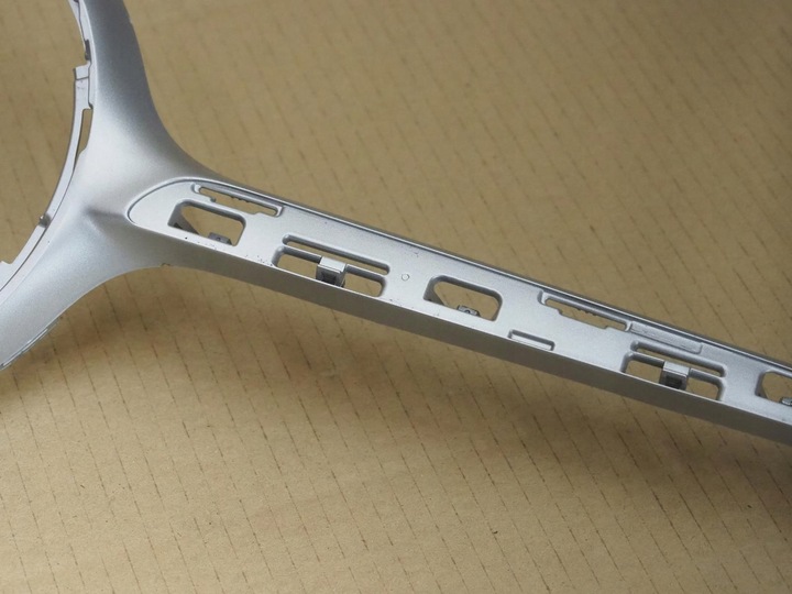 фото №12, Mercedes c клас w206 amg решітка радіатора емблема решітка a2068885000