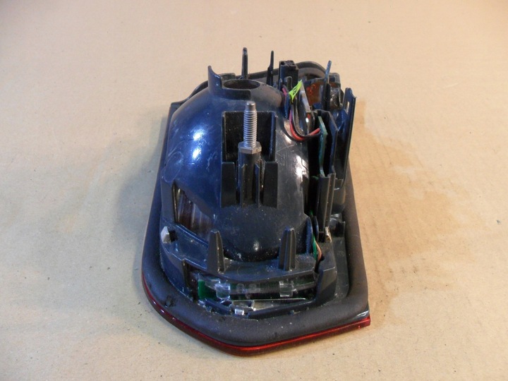 фото №10, Лампа кришки праві зад bmw 3 f30 f31 7259916